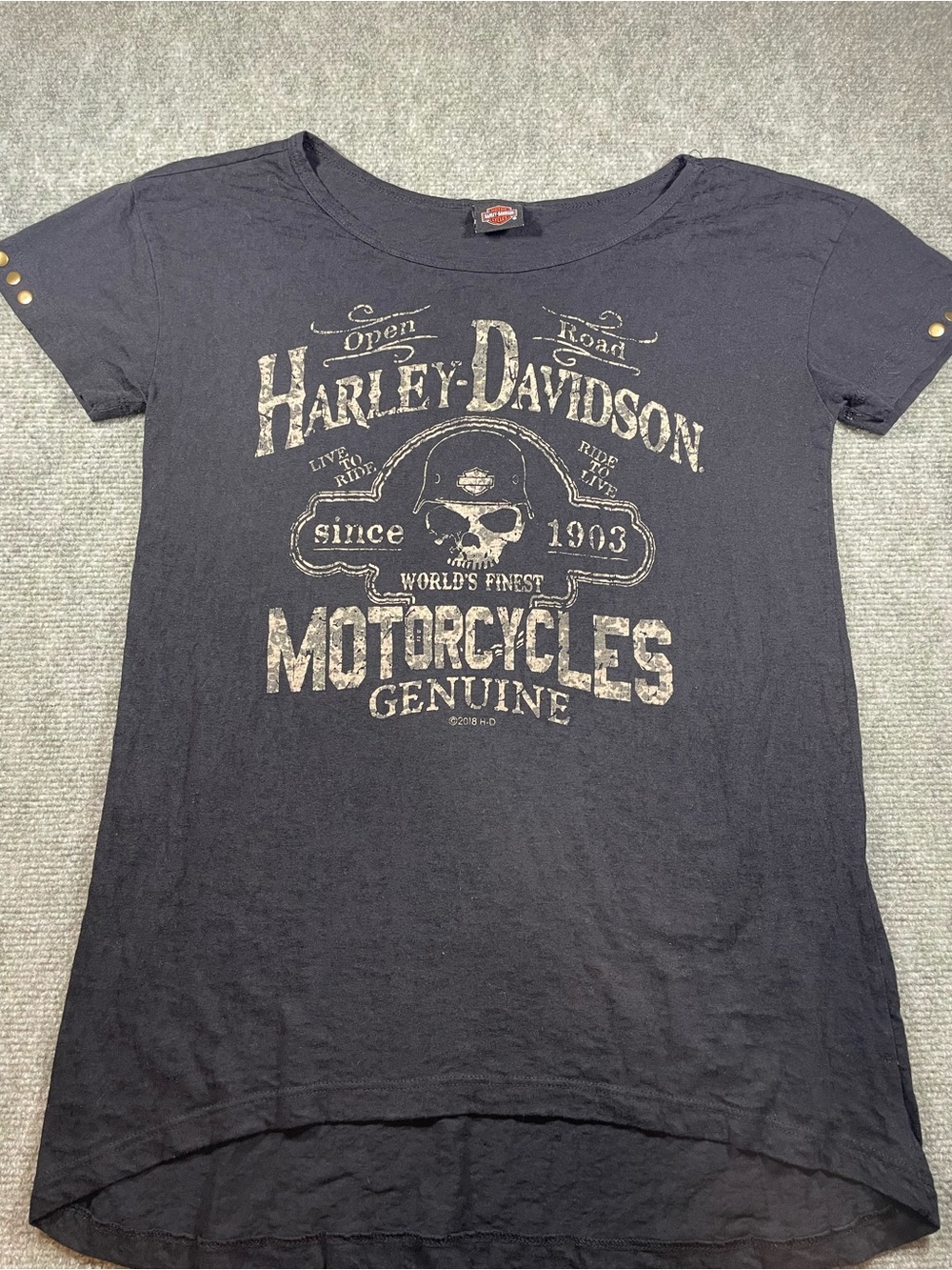 Harley-Davidson Scull Black Tee‎ with studs on sleeves